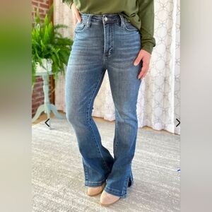 Judy Blue Flare Jeans in Classic Blue sz 13